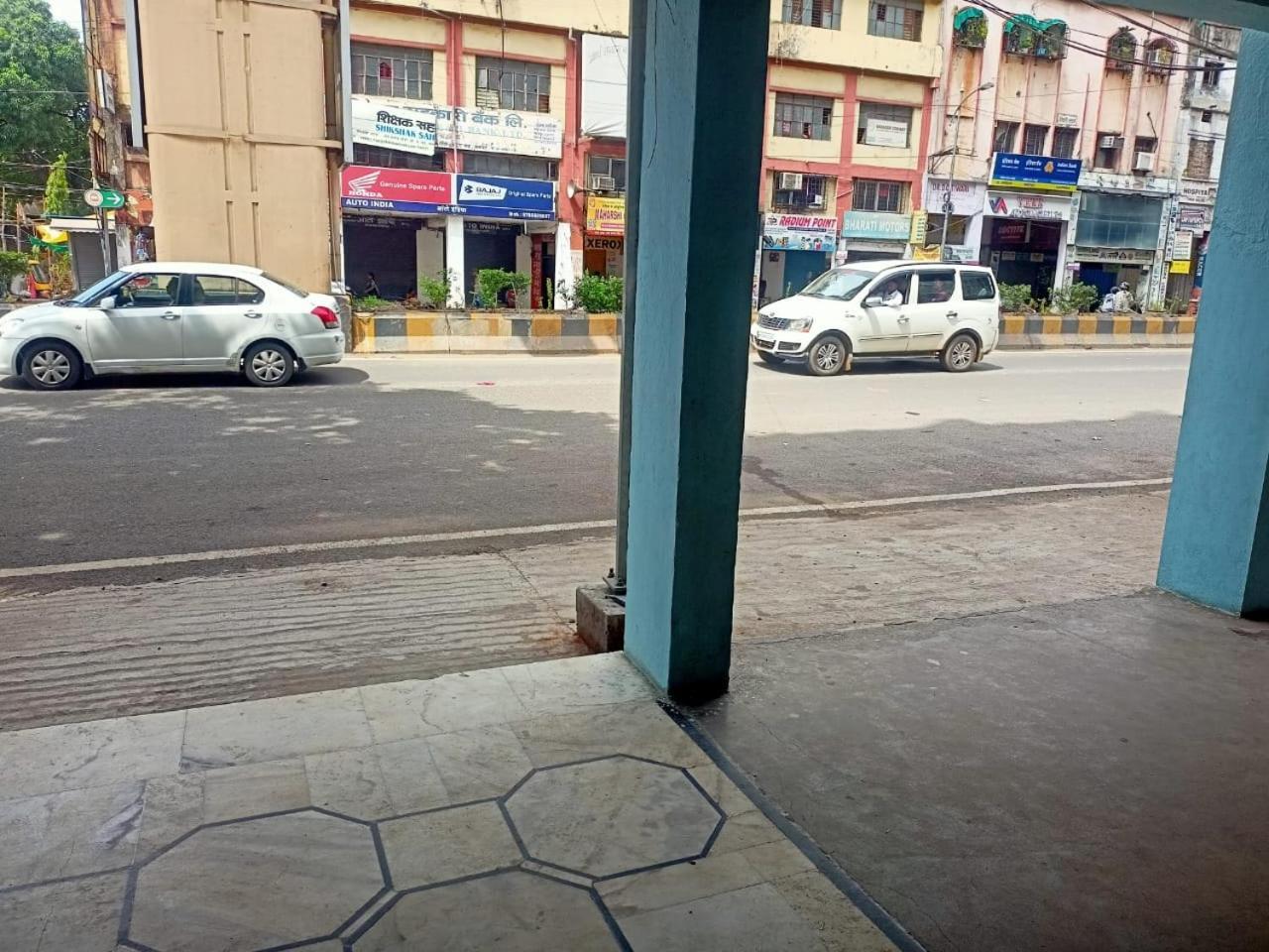 Hotel Skylark Nagpur Zewnętrze zdjęcie