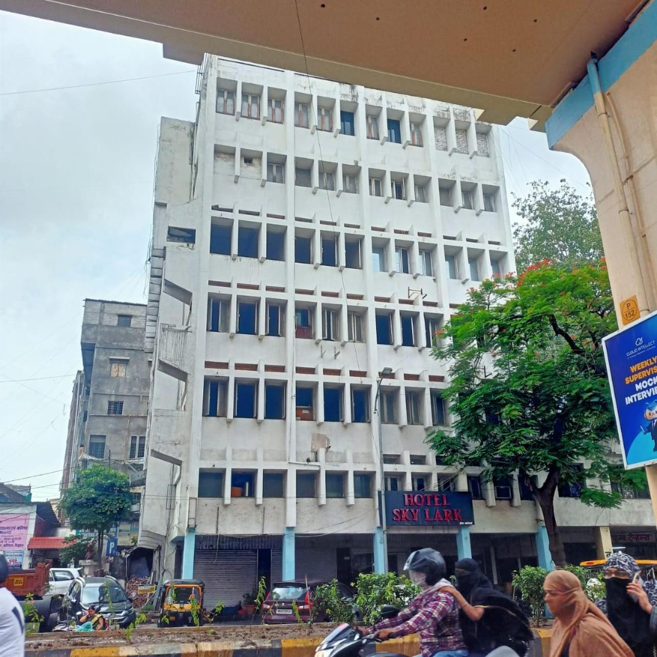 Hotel Skylark Nagpur Zewnętrze zdjęcie