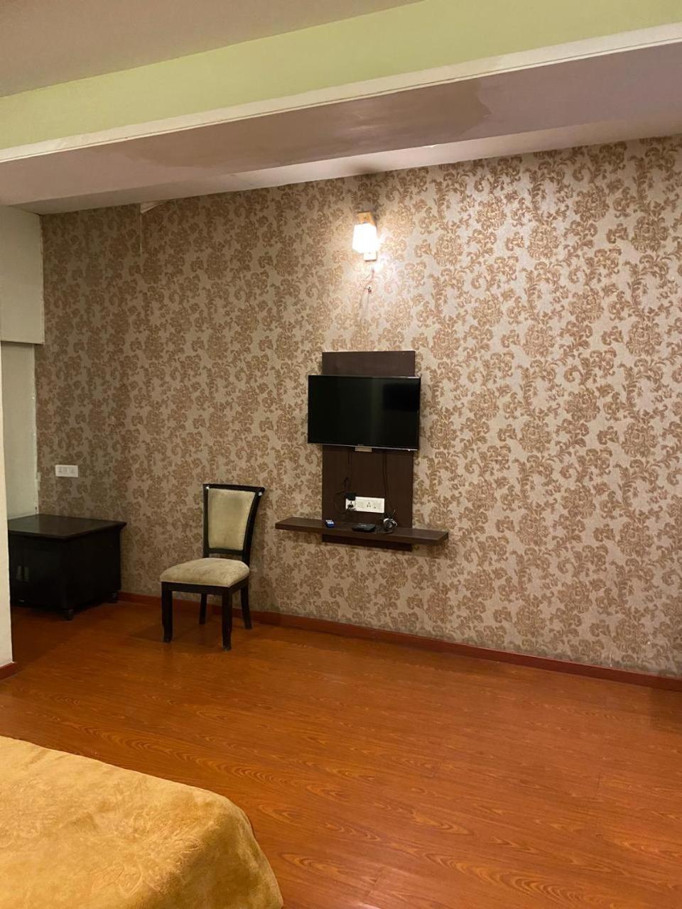Hotel Skylark Nagpur Zewnętrze zdjęcie